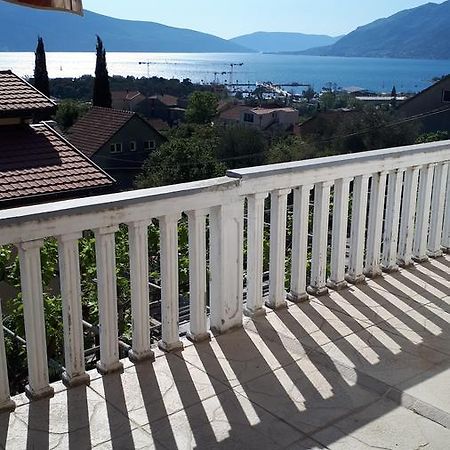 Apartment Dubrava Tivat Eksteriør billede