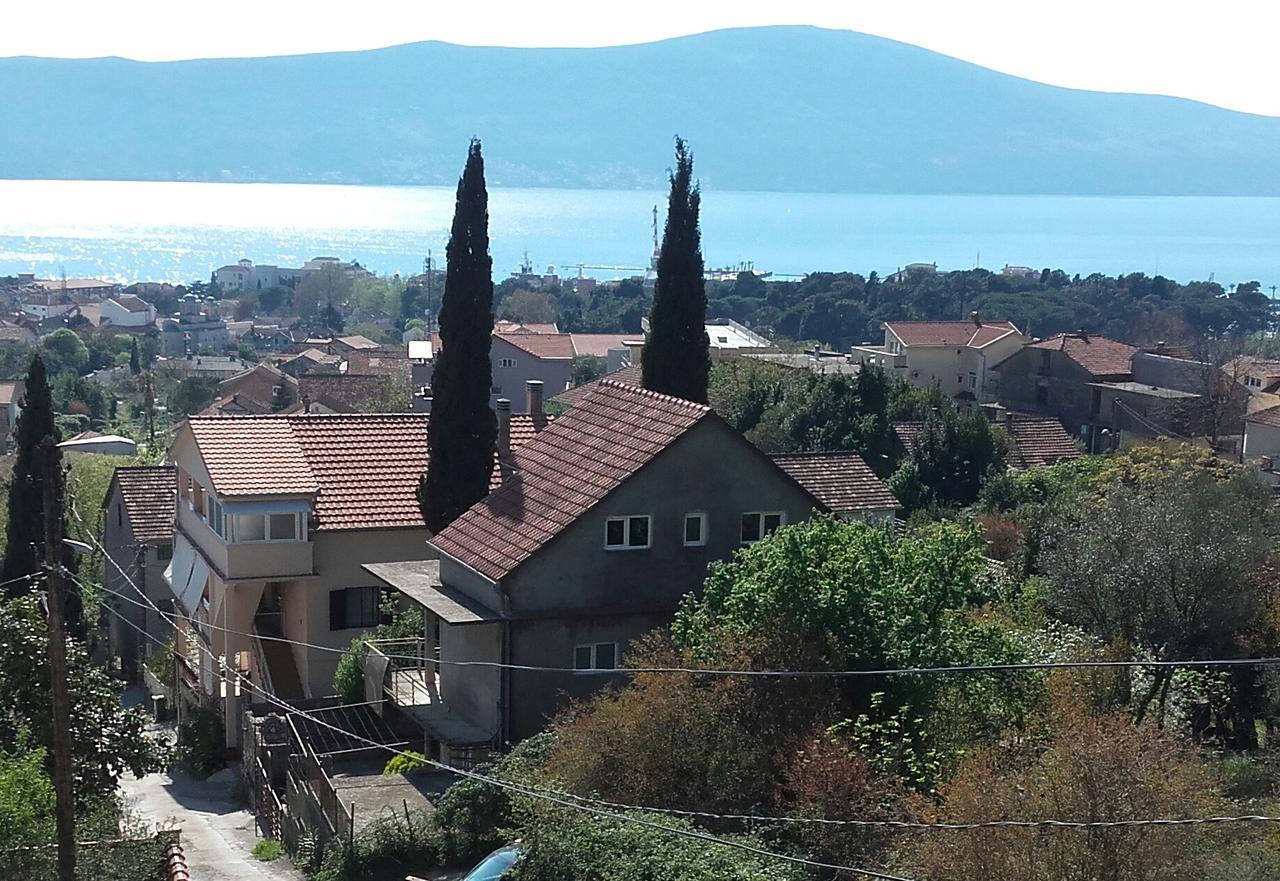 Apartment Dubrava Tivat Eksteriør billede